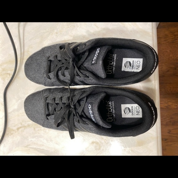 Adidas Shoes - Picture 2 of 3